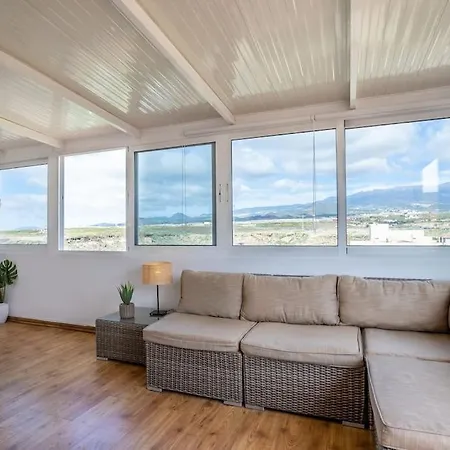 Fabuloso Atico, Con Amplia Terraza